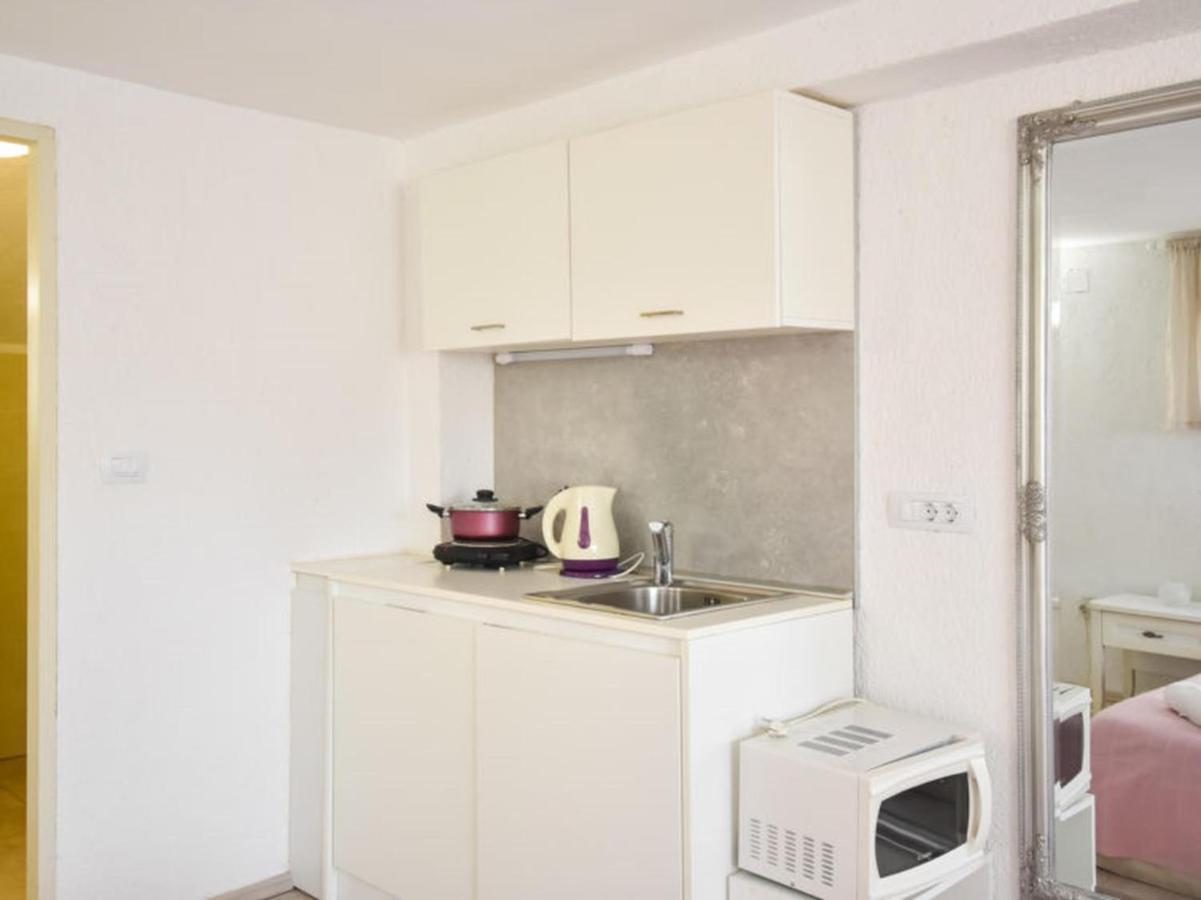 Studios Barre With Jacuzzi Rovinj Exterior foto