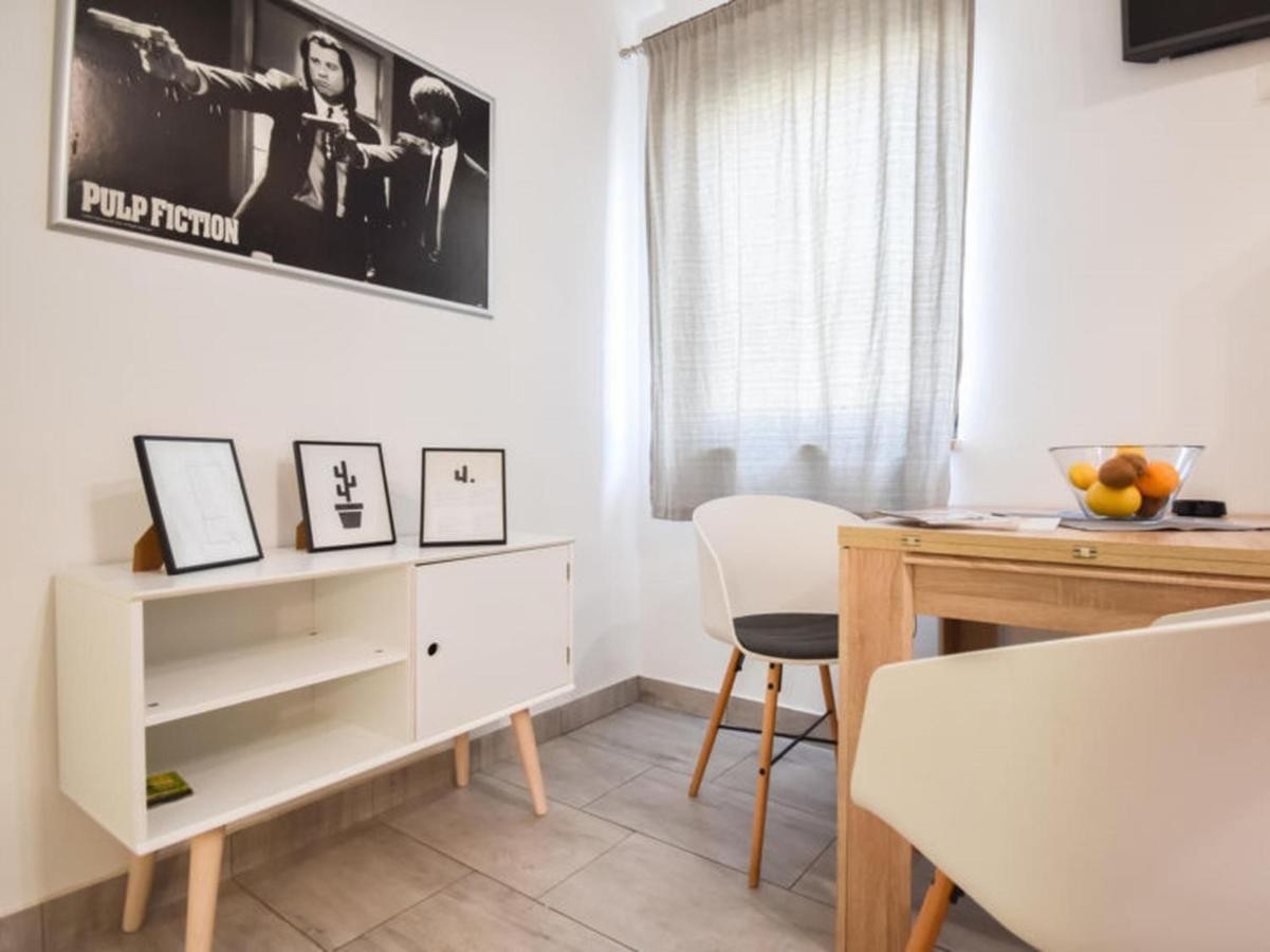 Studios Barre With Jacuzzi Rovinj Exterior foto